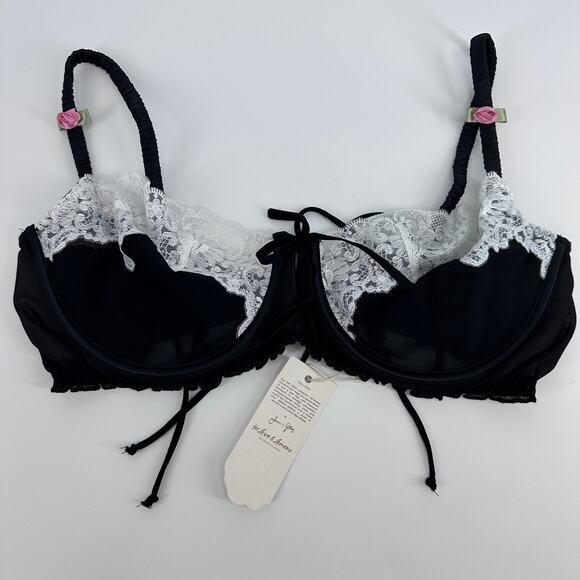 For Love & Lemons Maeve Underwire Bra Black White Lace Rosettes Womens NEW 36DD - Picture 2 of 11